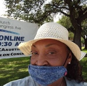 Meet your Posher, Lynette